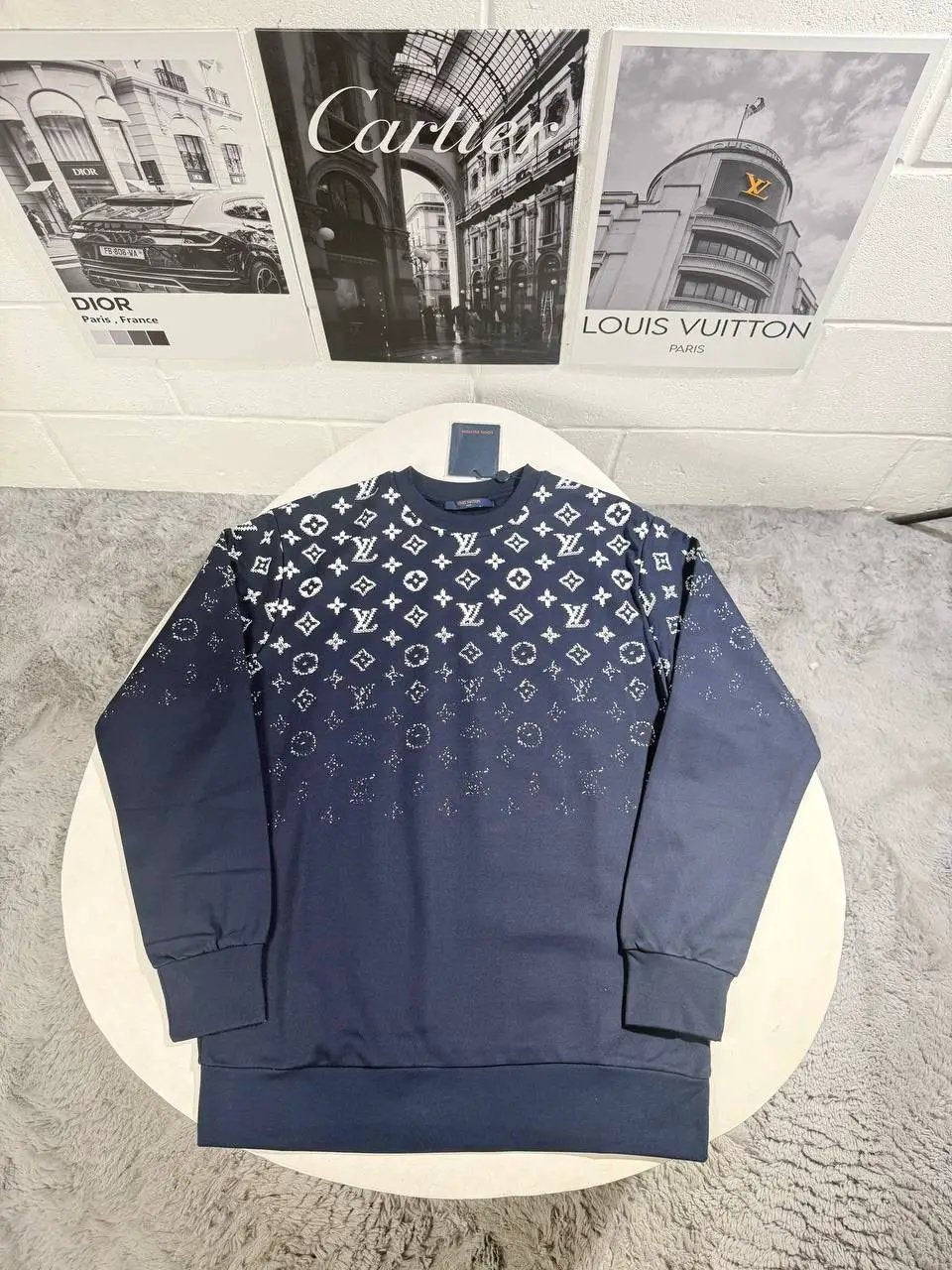 LVE SWEATSHIRT by Stock supplier