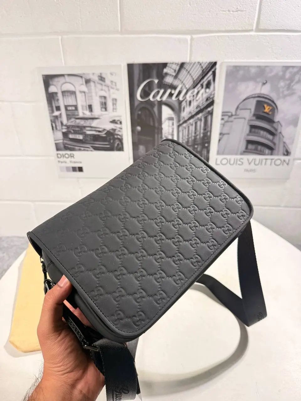 UCCI MESSENGER BAG Stock supplier