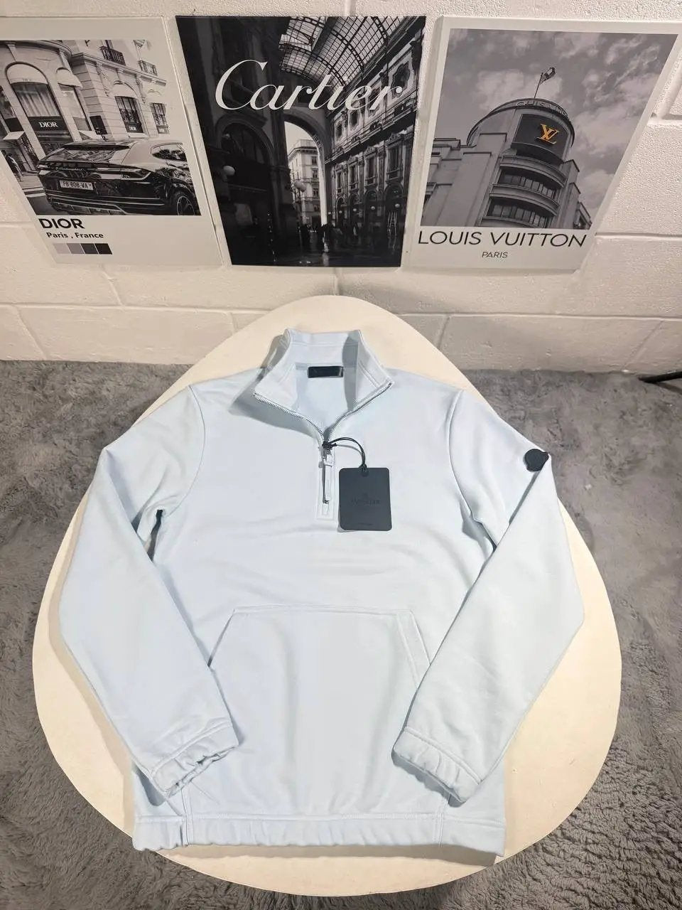 MNC QUARTER ZIP BLACK BADGE by Stock supplier