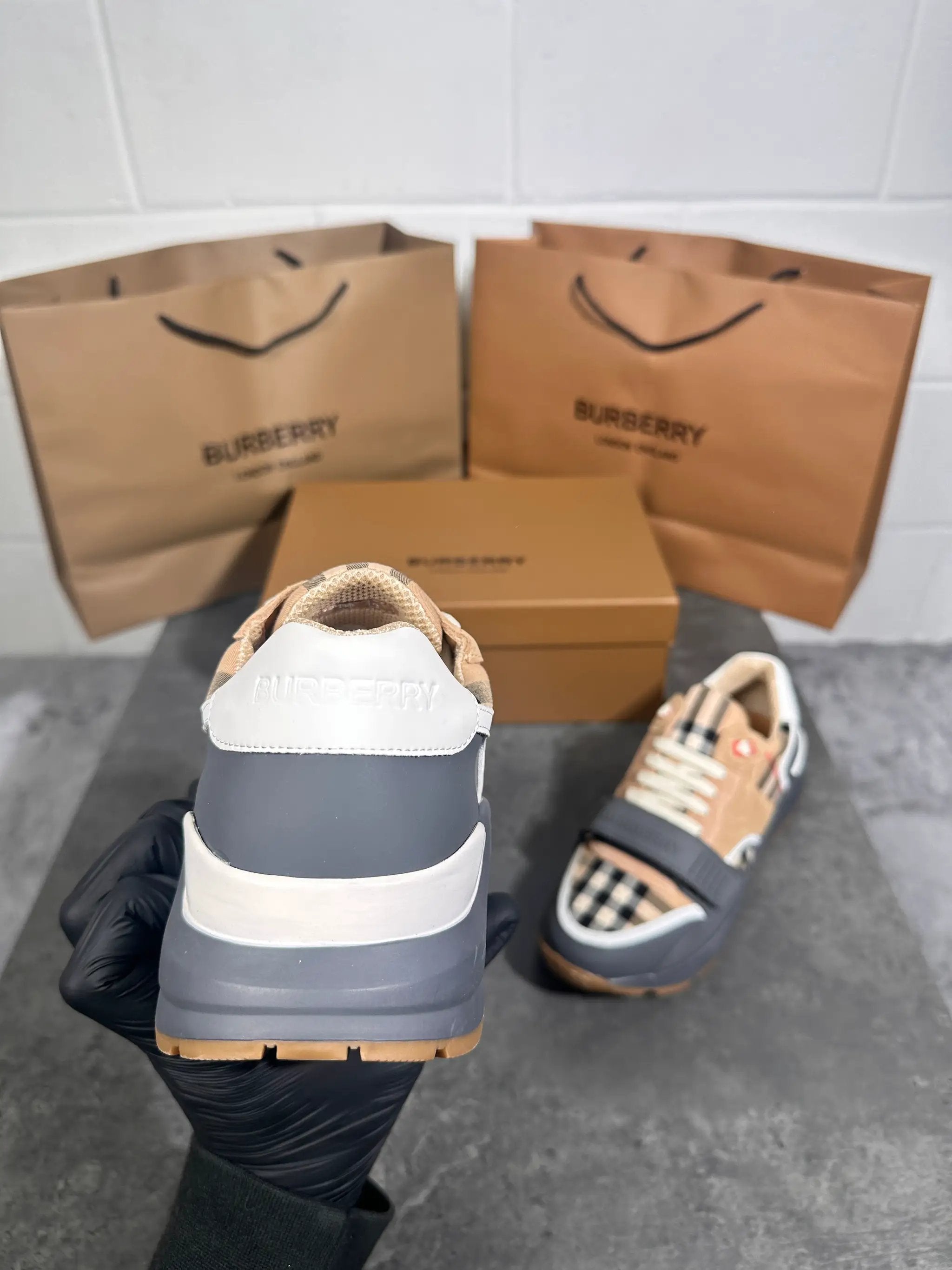 Burberry trainer by Stock supplier