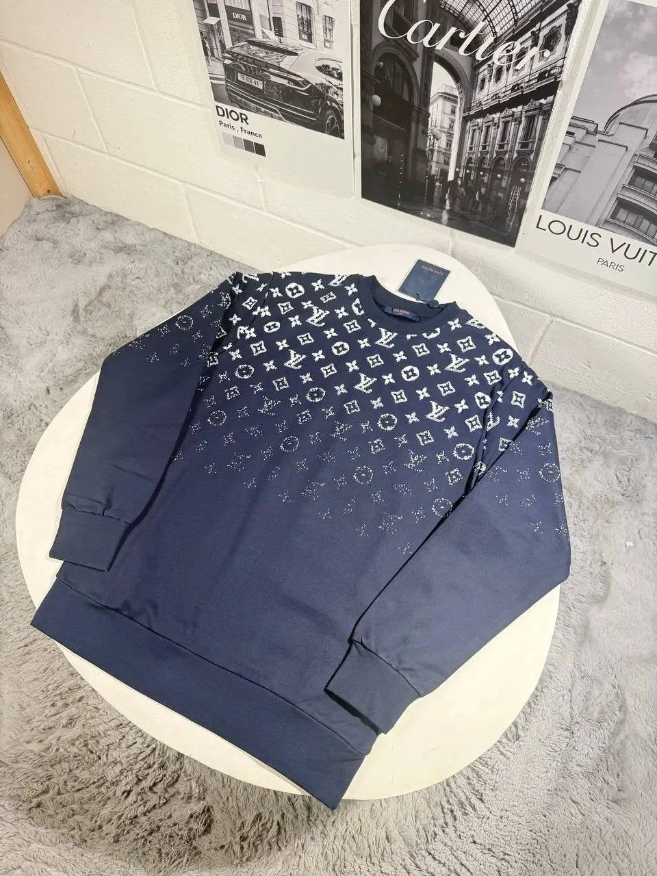 LVE SWEATSHIRT by Stock supplier