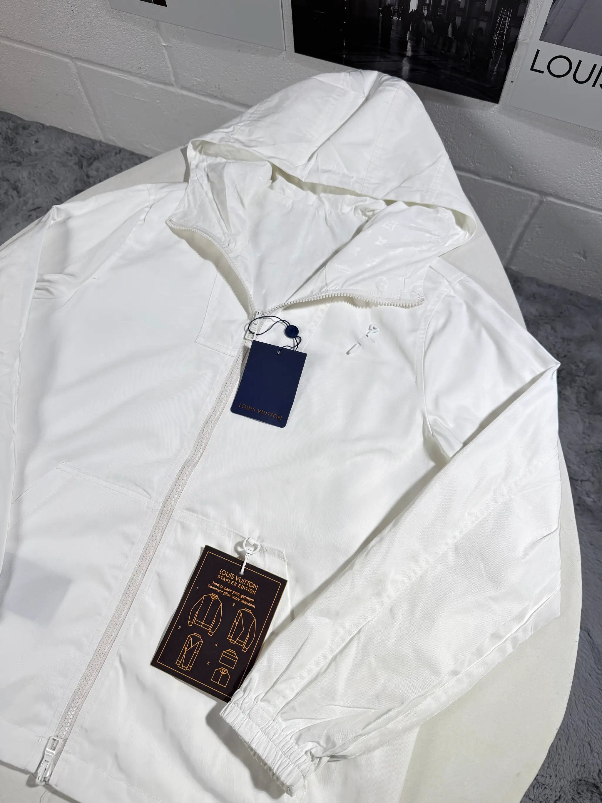 LVE REVERSIBLE WINDBREAKER 2IN ONE by Stock supplier