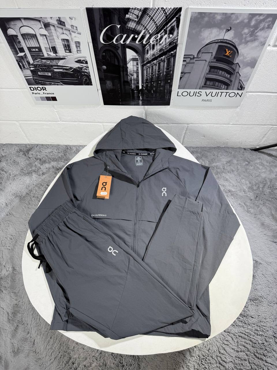 CLOUD RUNNING TRACKSUIT