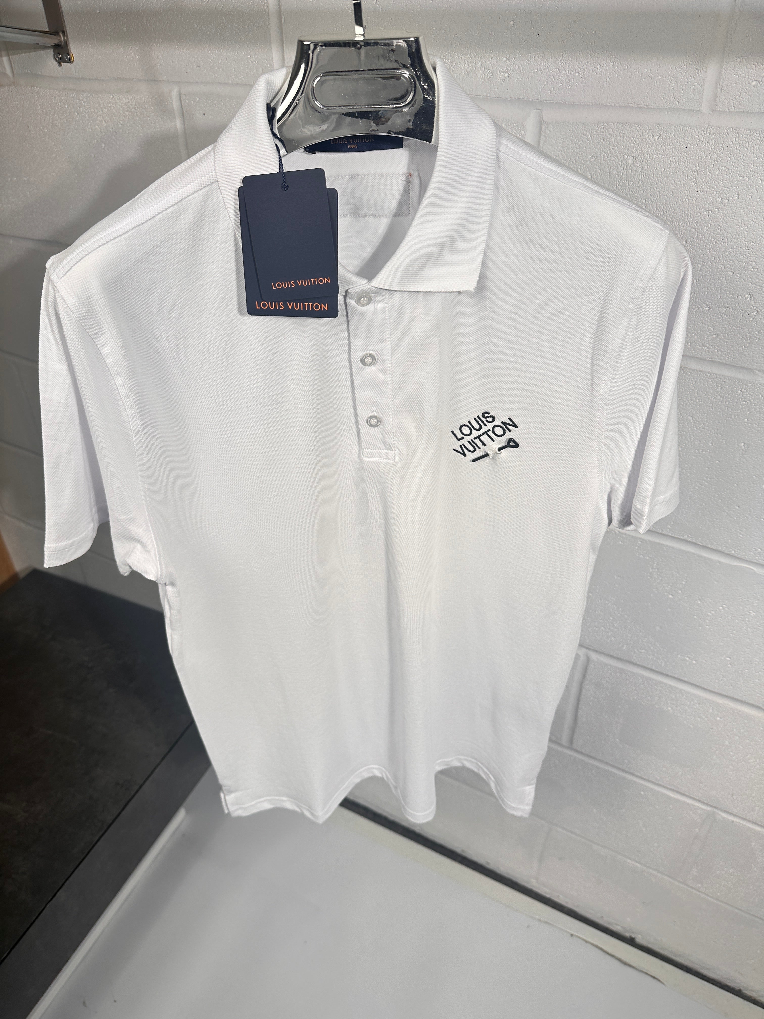 Lv pin polo white