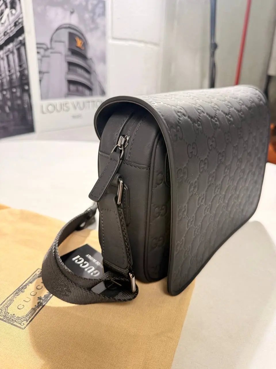 UCCI MESSENGER BAG Stock supplier
