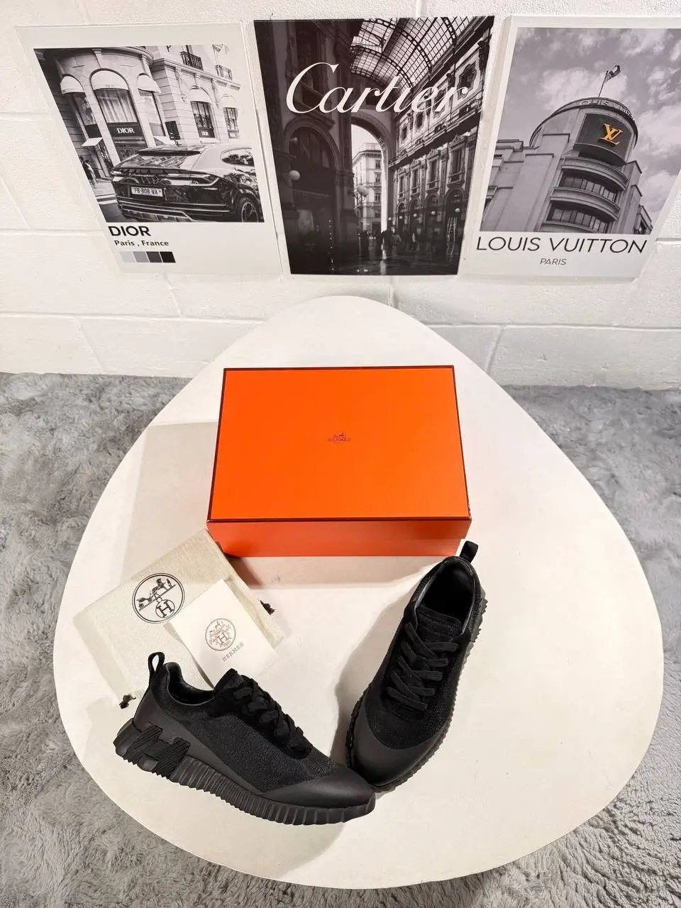 HRMS BOUNCING TRAINERS by Stock supplier