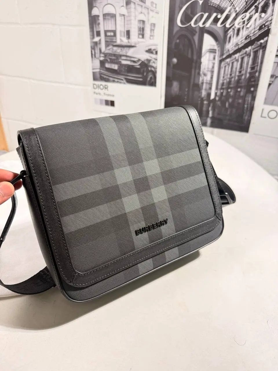 BURB MESSENGER BAG Stock supplier