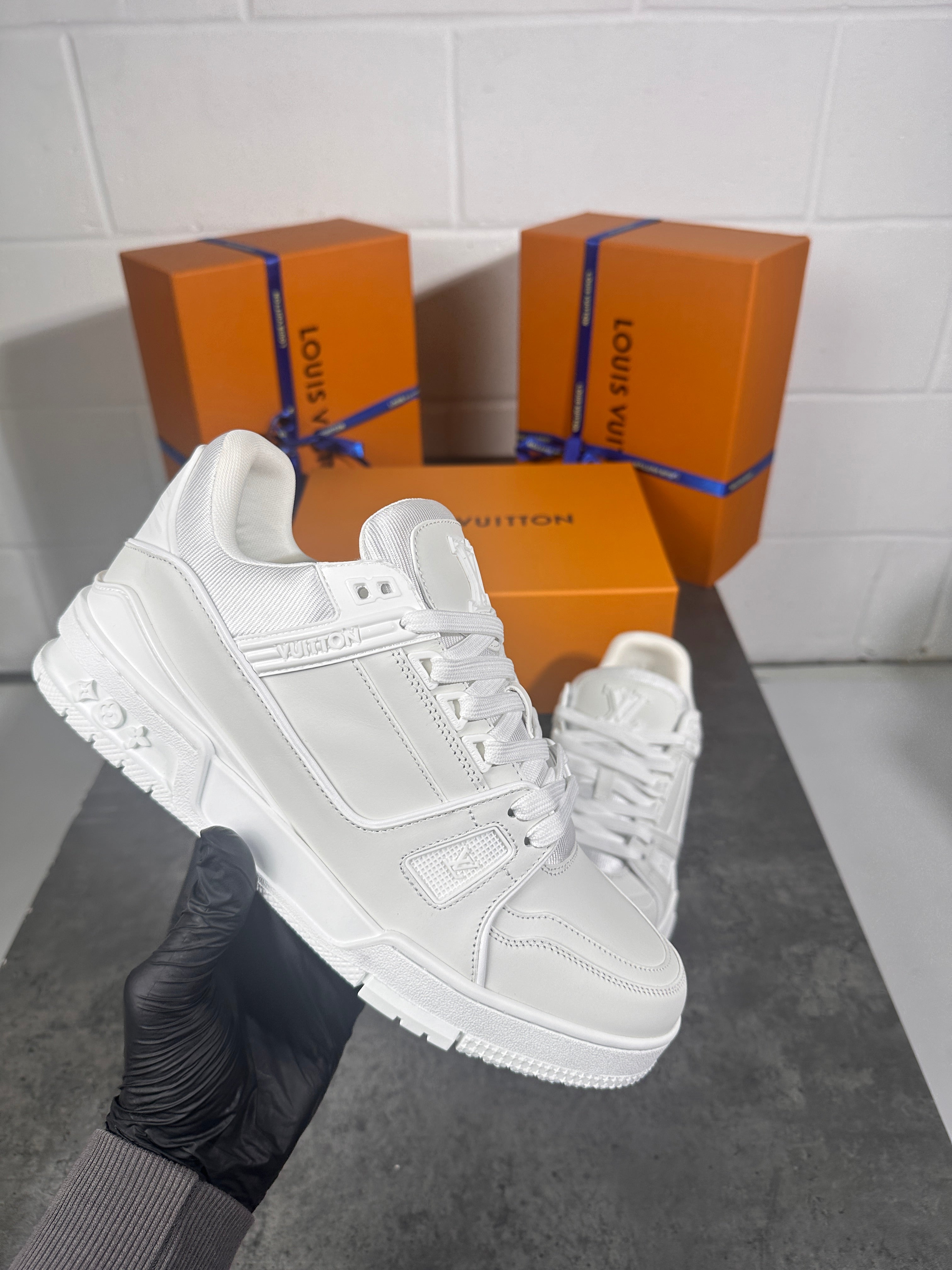 Lv full white trainers