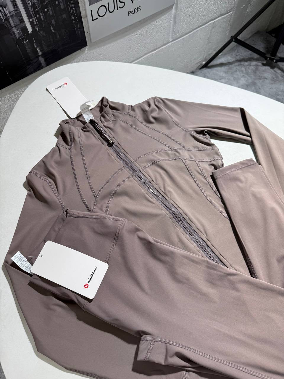 LULULEMON ATHLETICA DEFINE SET LADIES