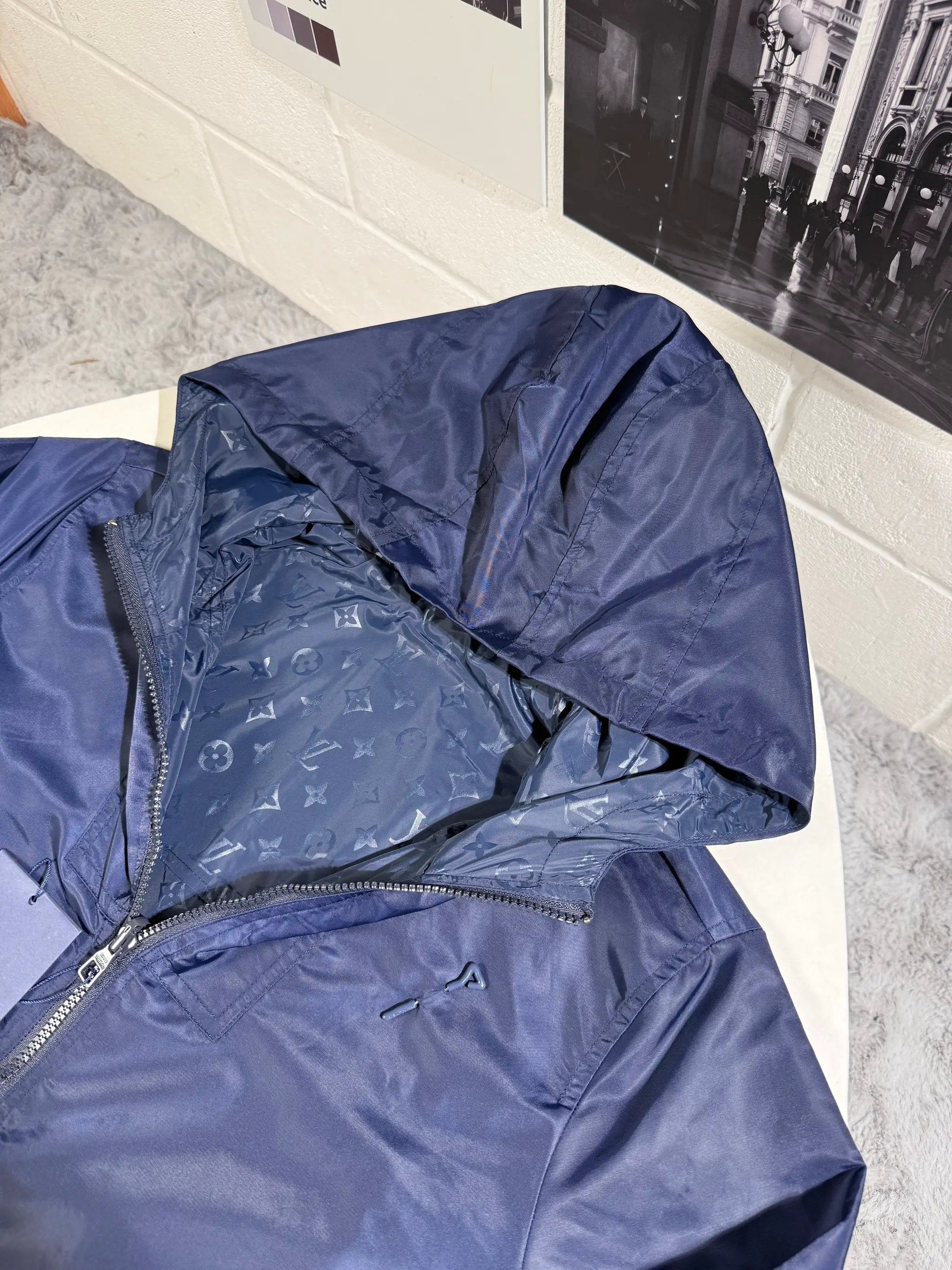 LVE REVERSIBLE WINDBREAKER 2IN ONE by Stock supplier