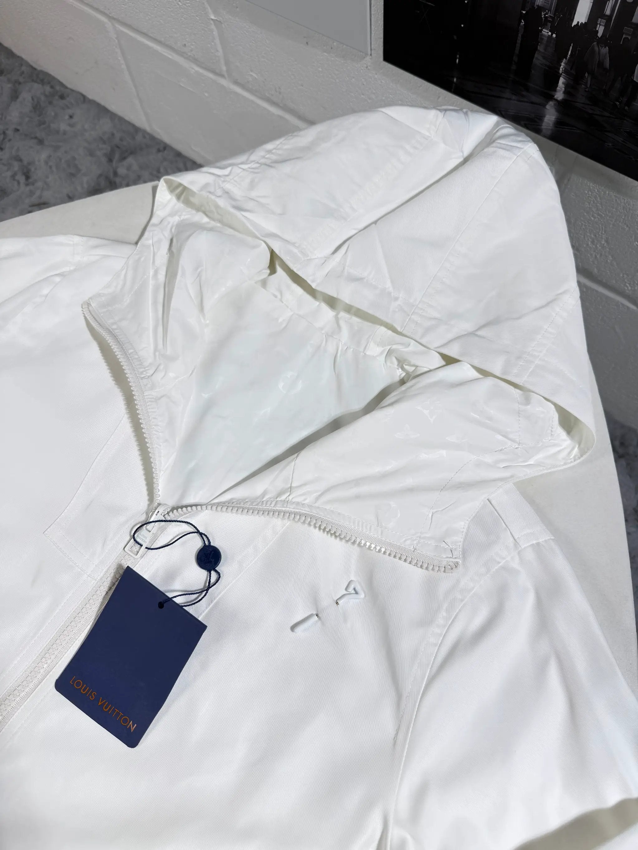 LVE REVERSIBLE WINDBREAKER 2IN ONE by Stock supplier