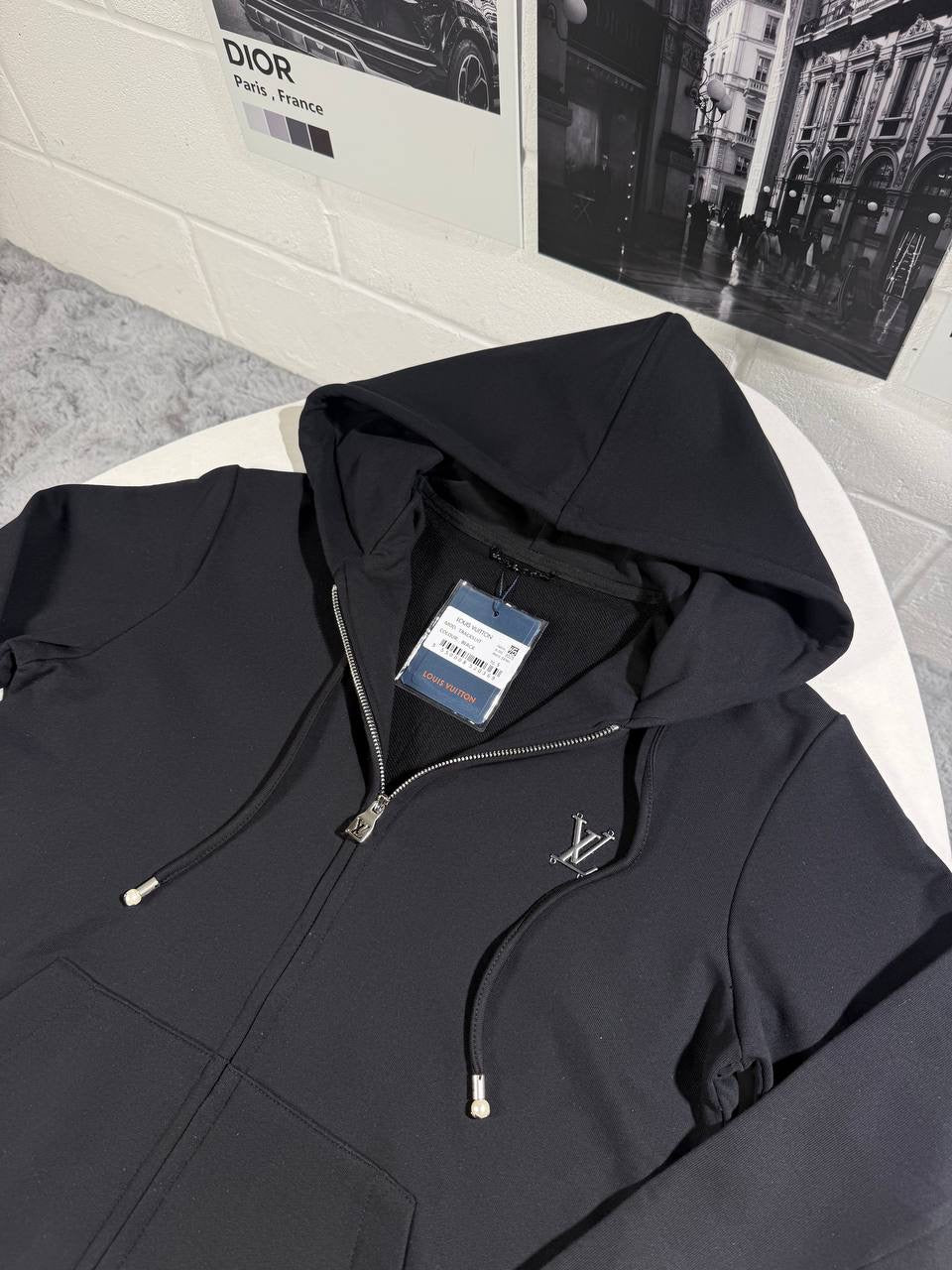 LVE METAL LOGO TRACKSUIT by Stock supplier