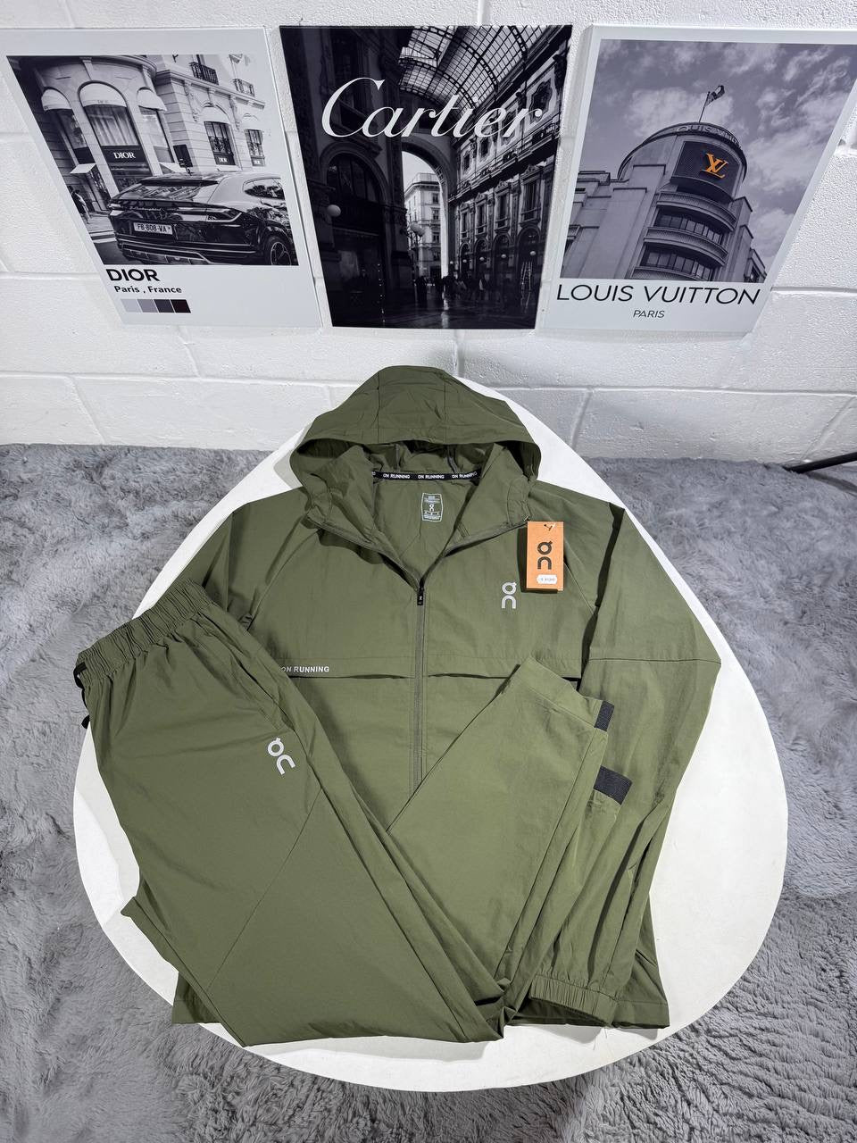 CLOUD RUNNING TRACKSUIT