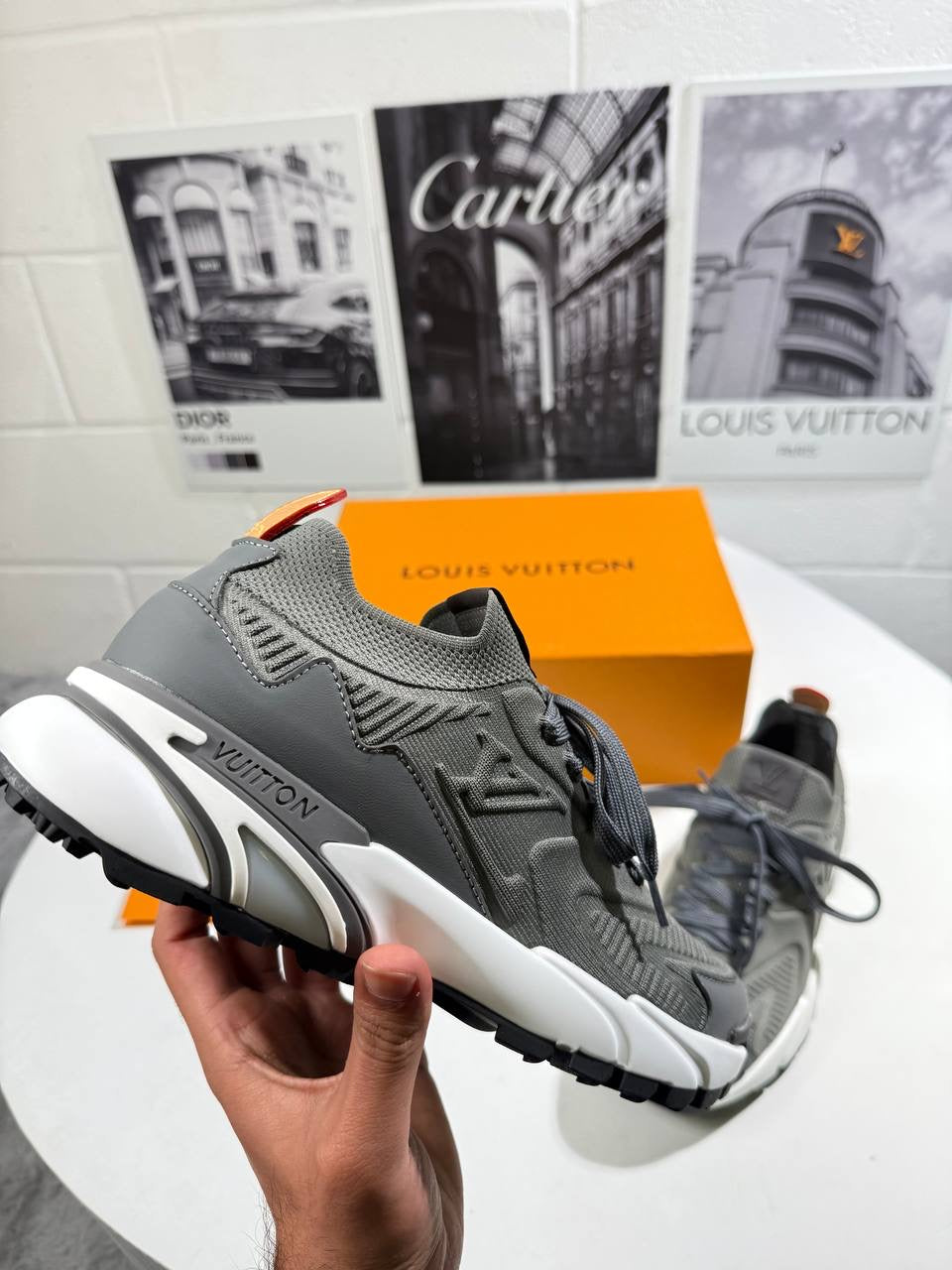 LVE TRAINERS GREY