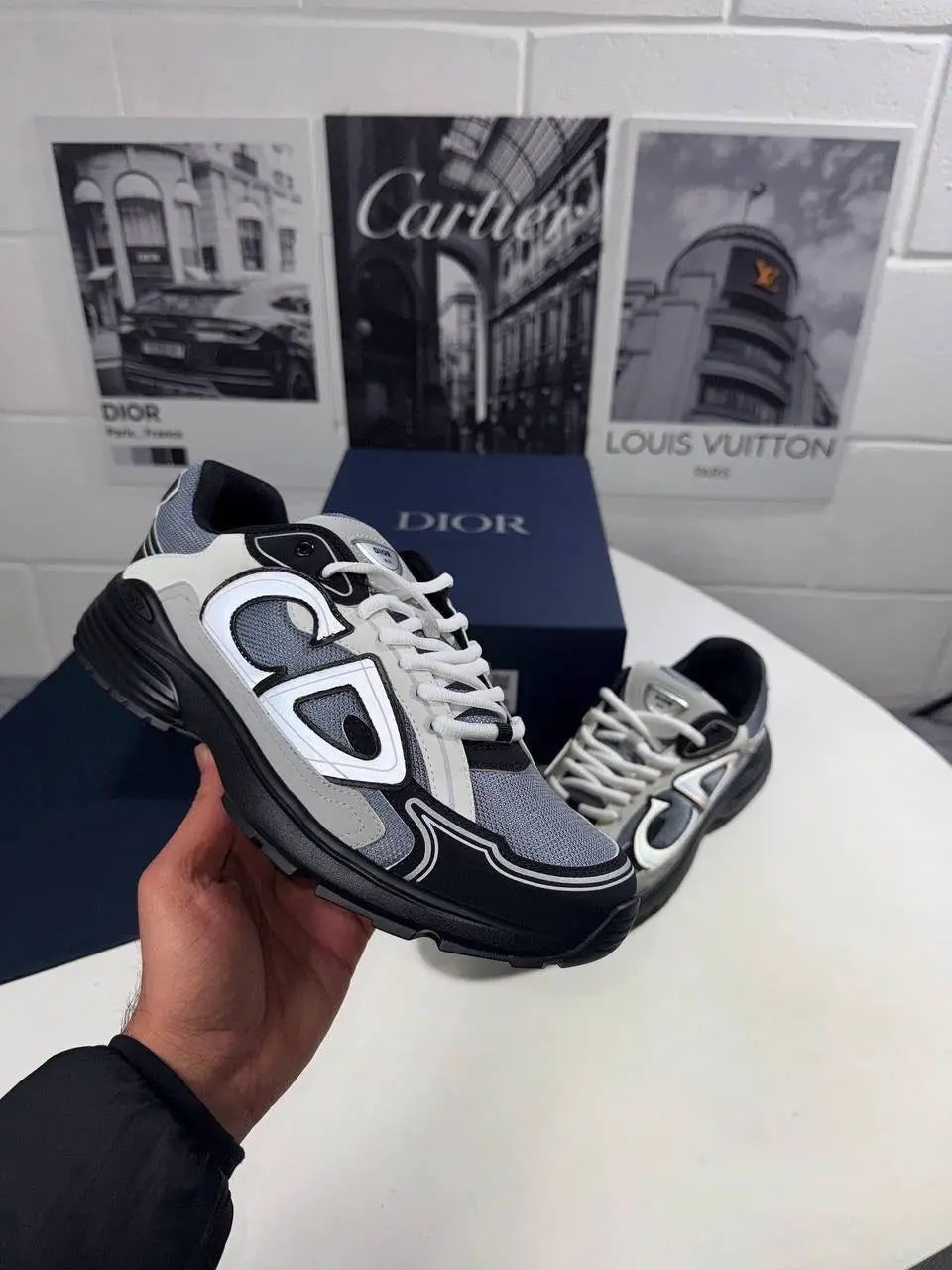 B30 GREY TRAINERS Stock supplier