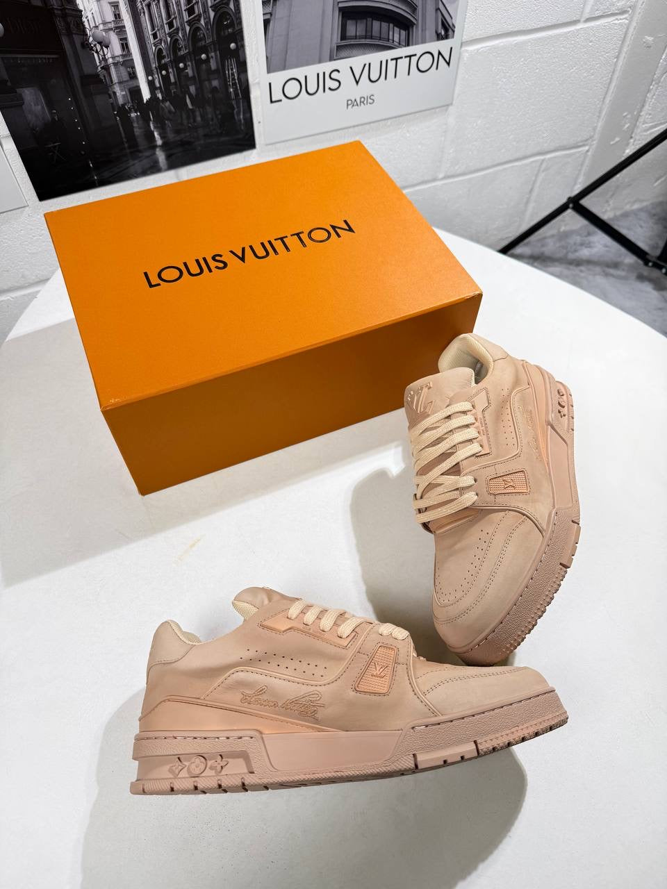 LVE DISTRESSED TRAINERS
