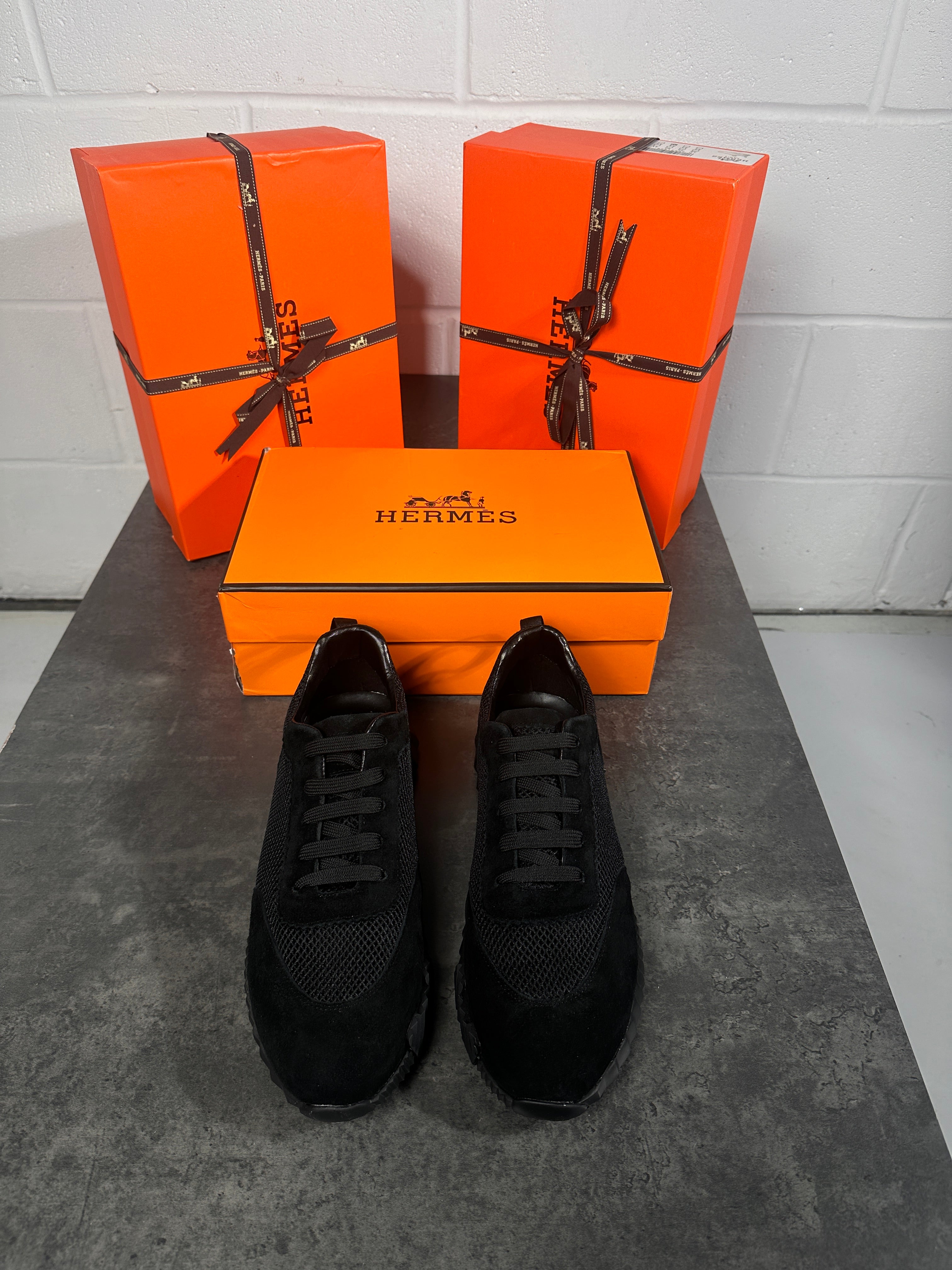 Hermes bouncing trainers black