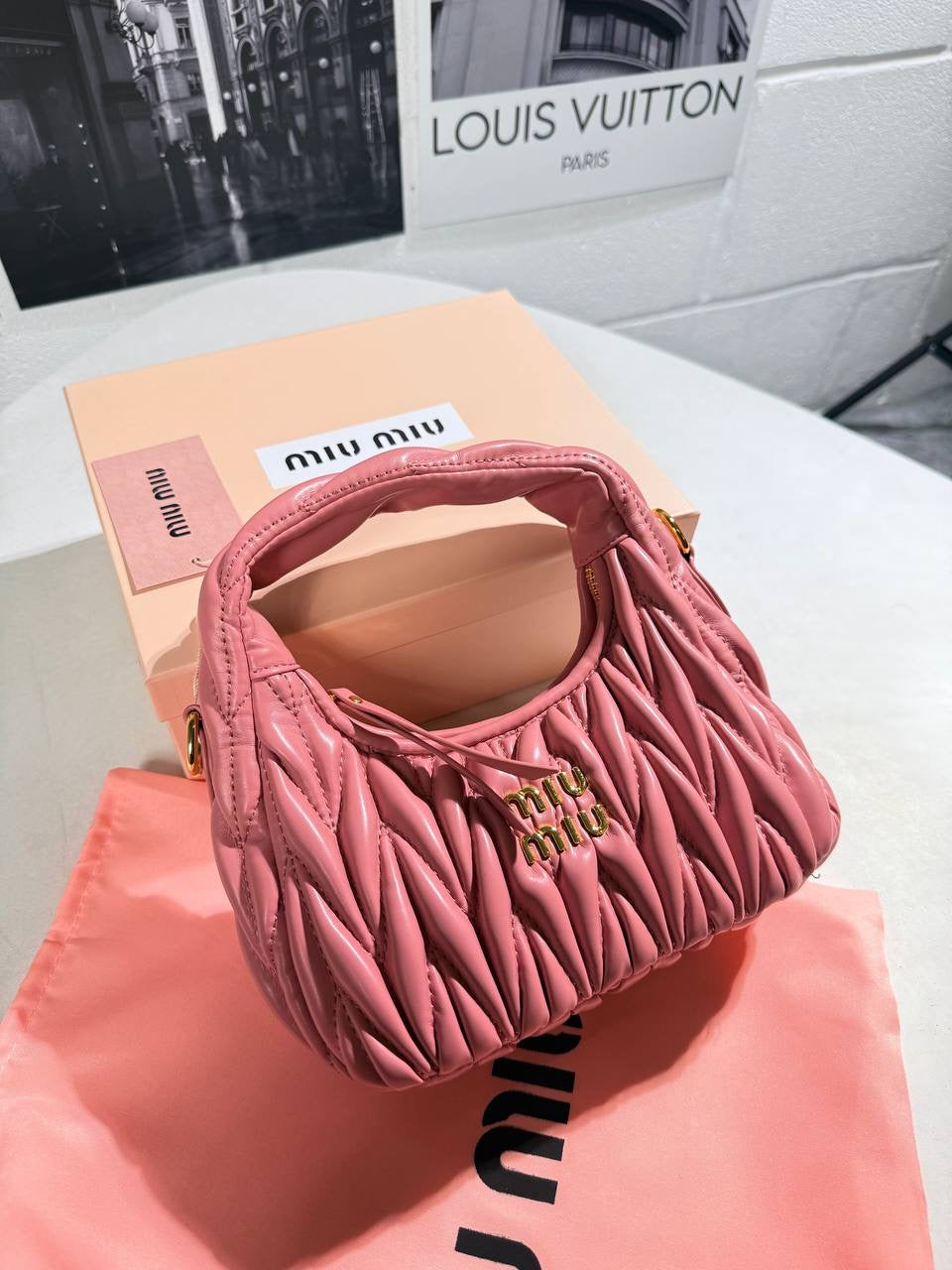 MIU MATELASSE NAPPA LEATHER BAG