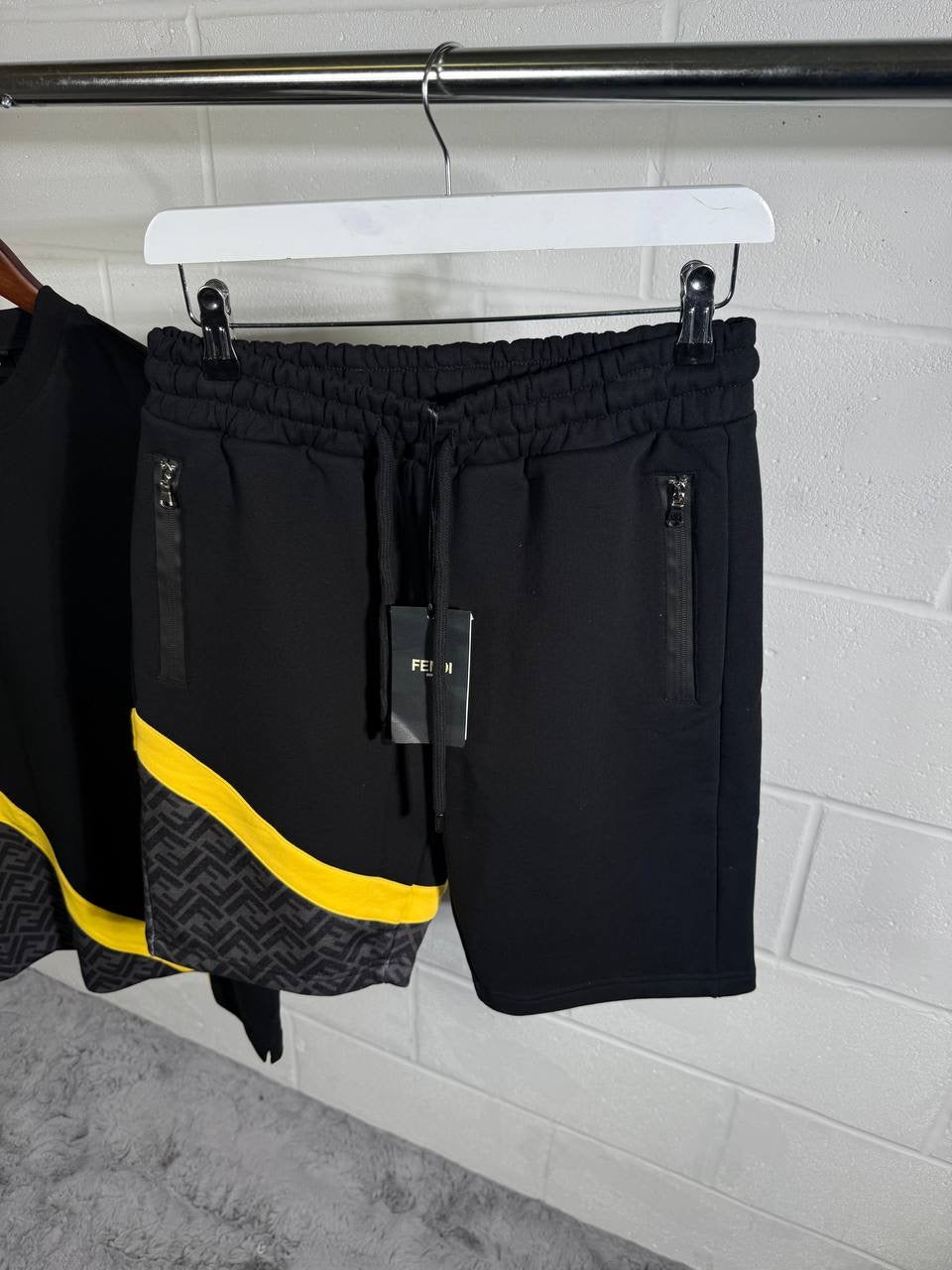 FND SET BLACK