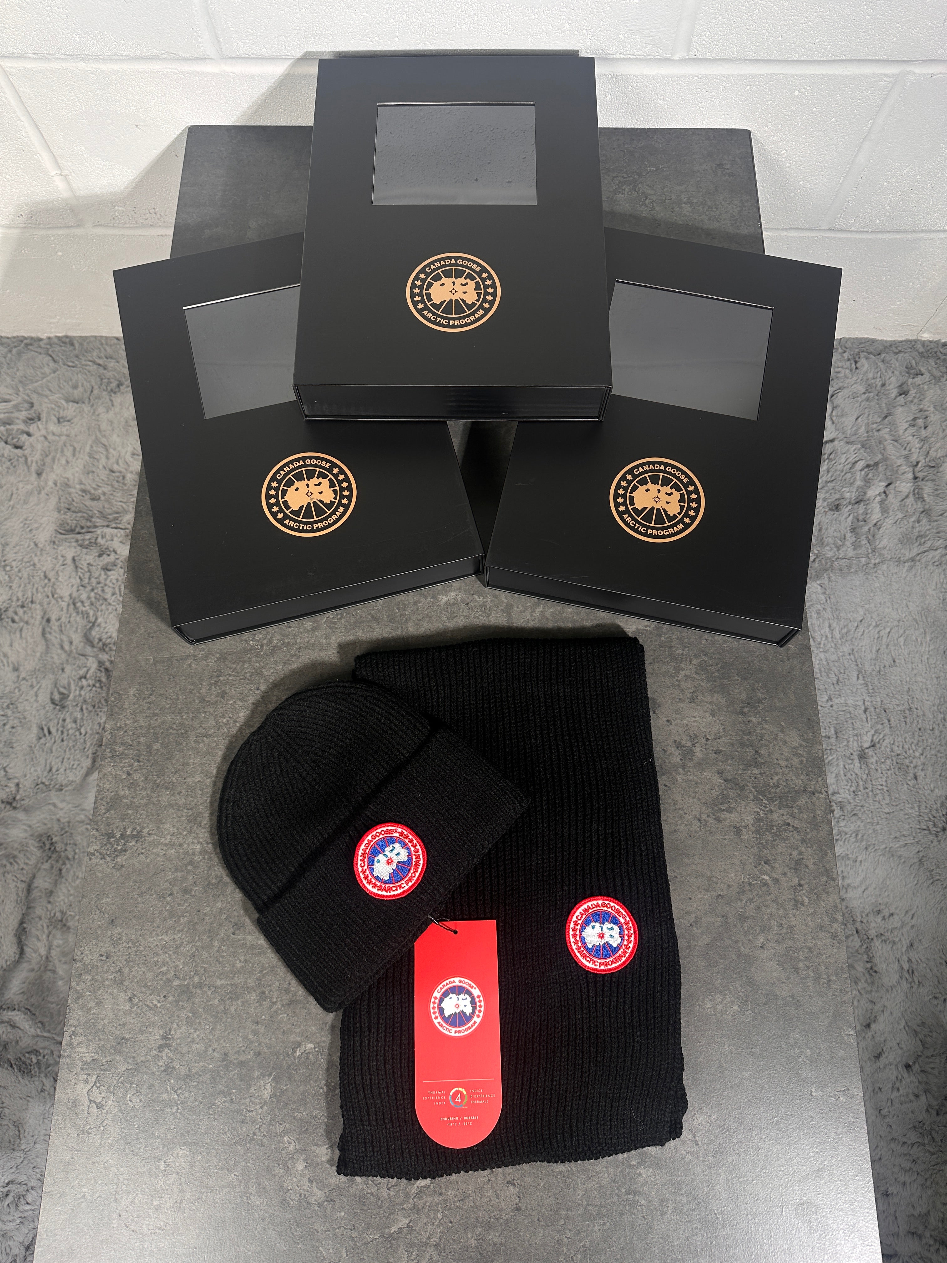 CG hat n scarf set black