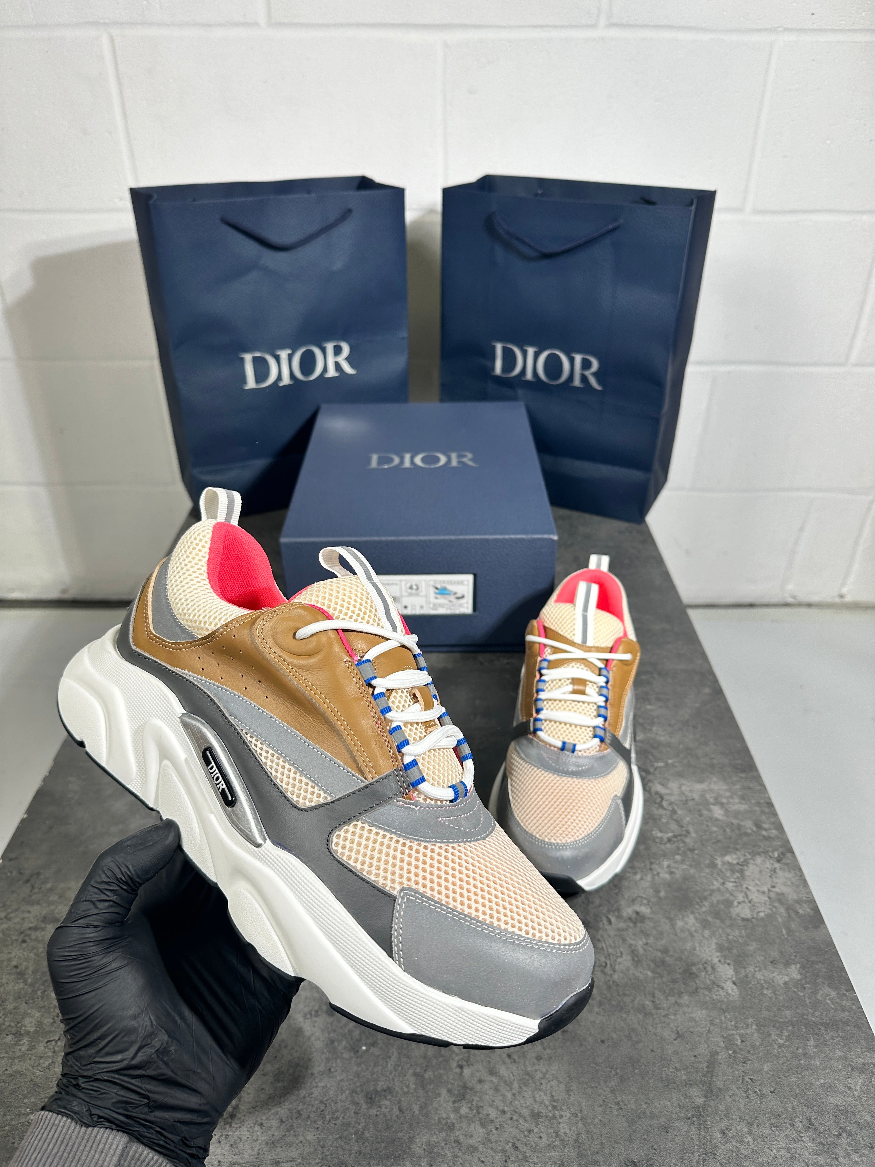 Dior b30 beige In UK