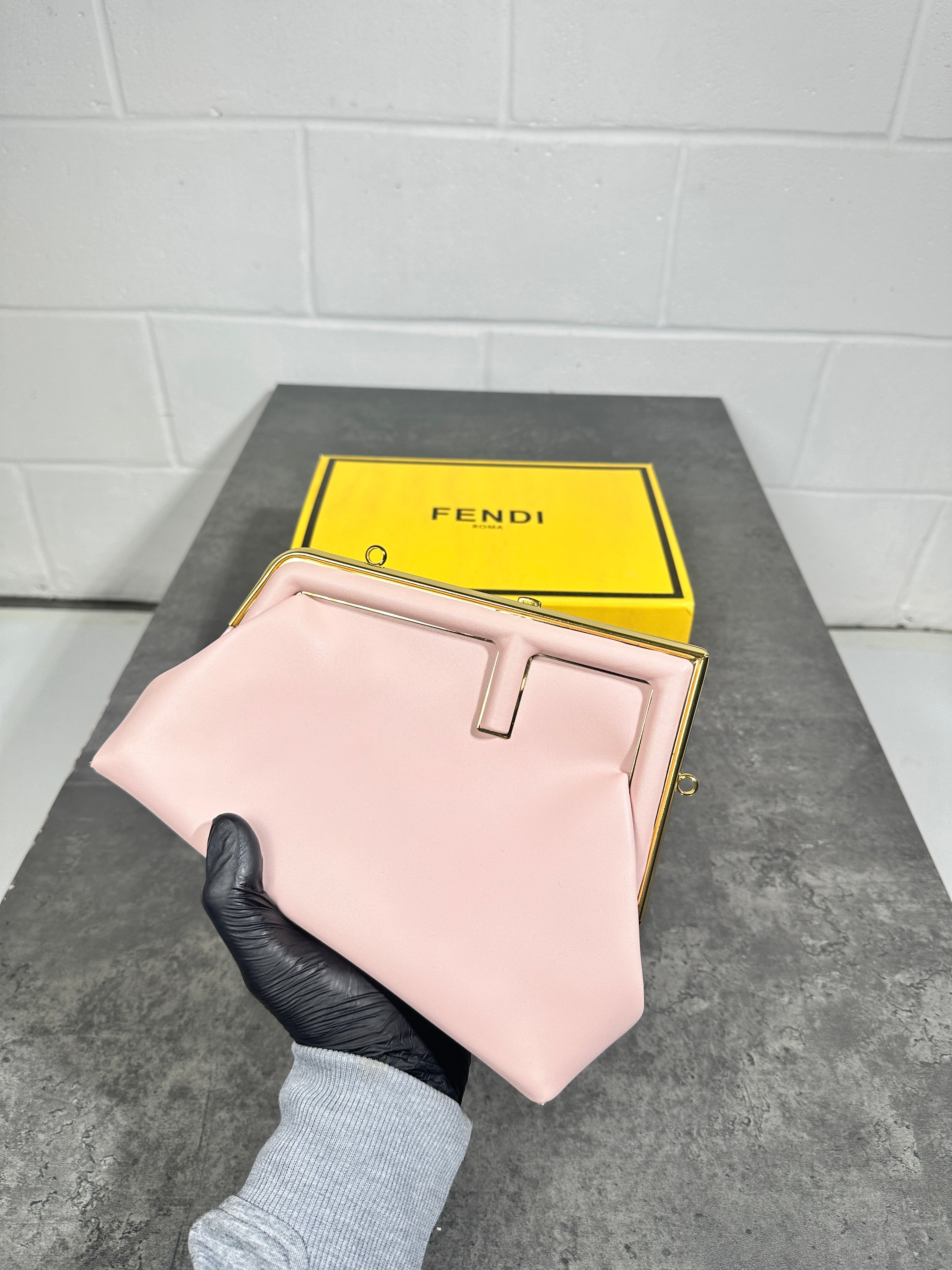 Fendi - leather bag pink