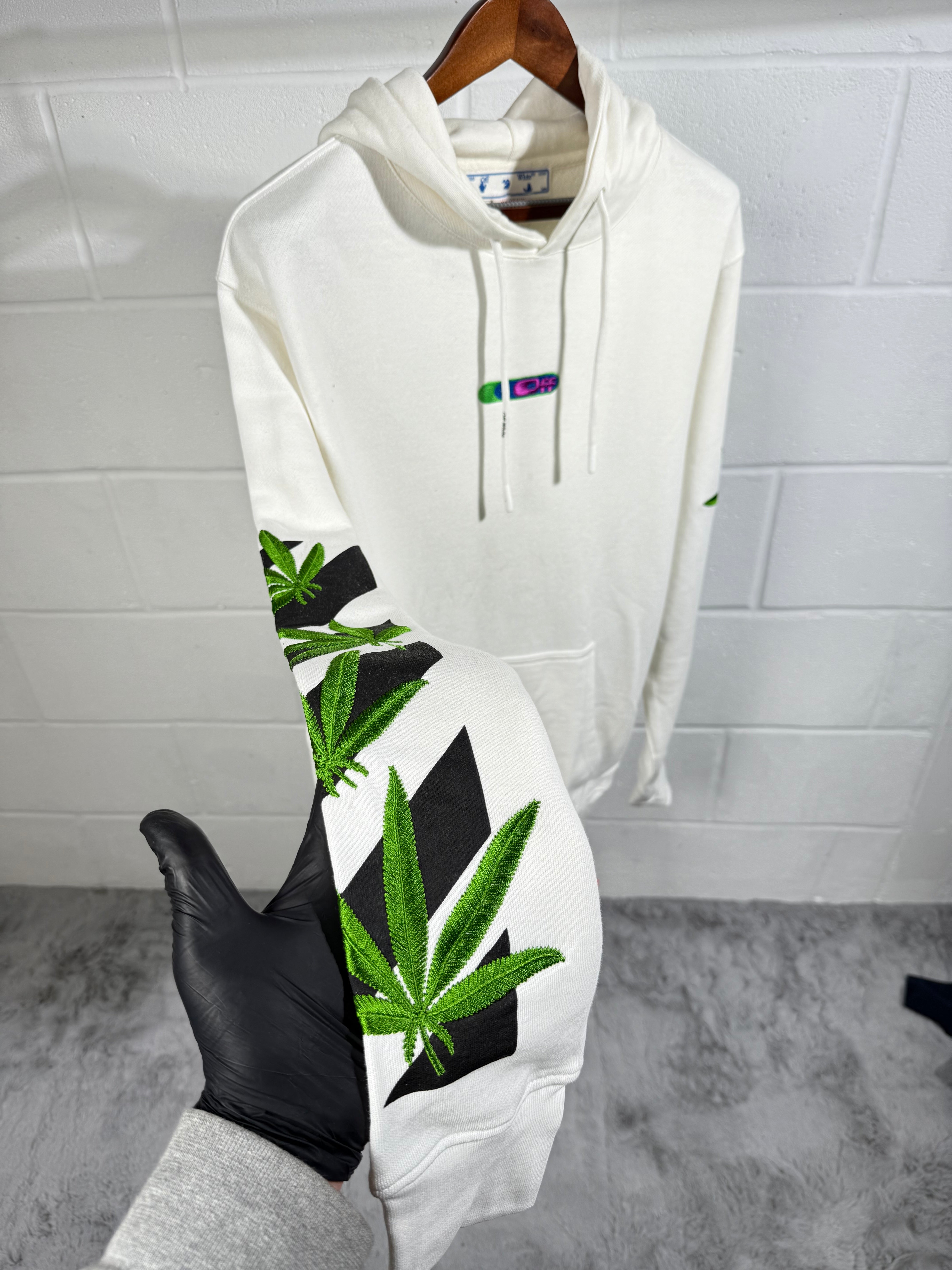 OFF WHITE HOODIE WHITE