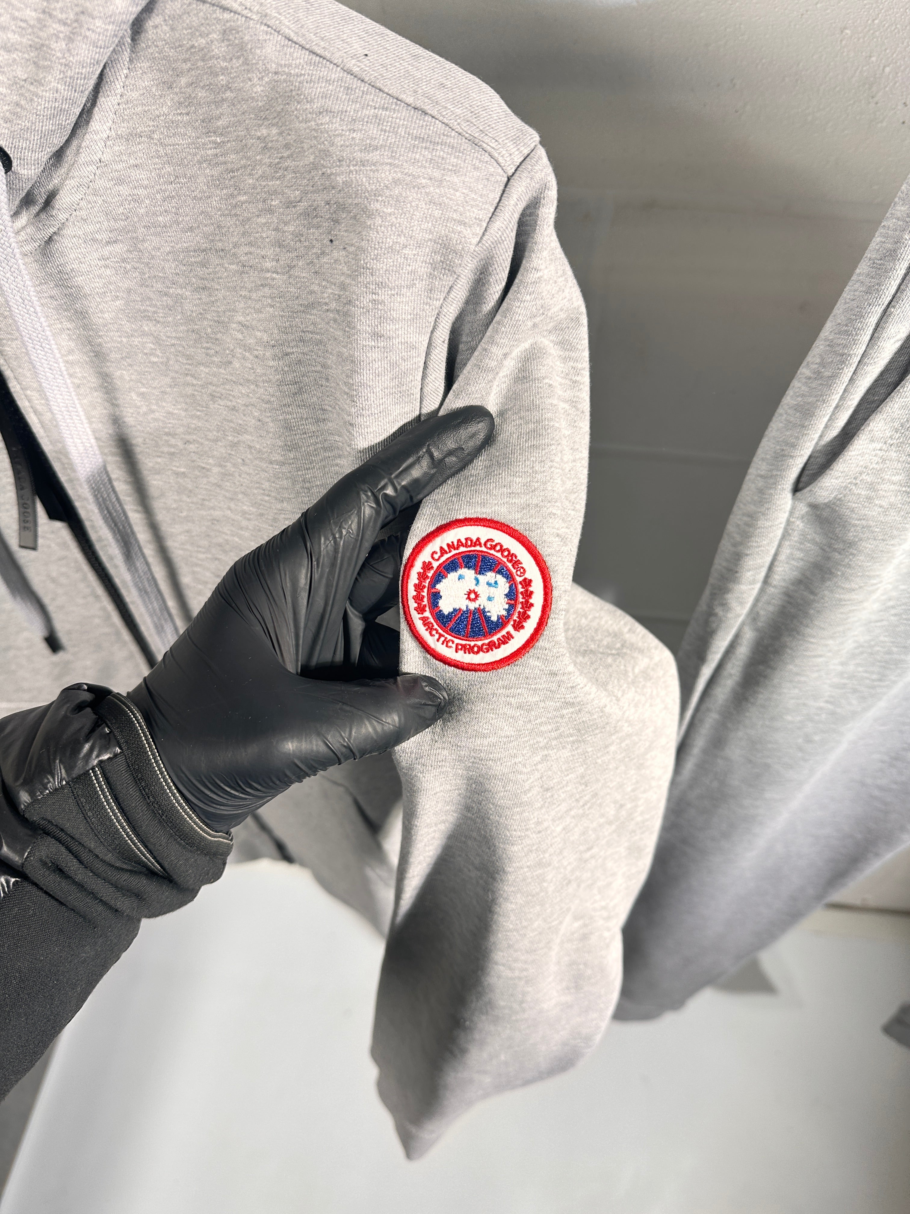 Canada goose tracksuit grey