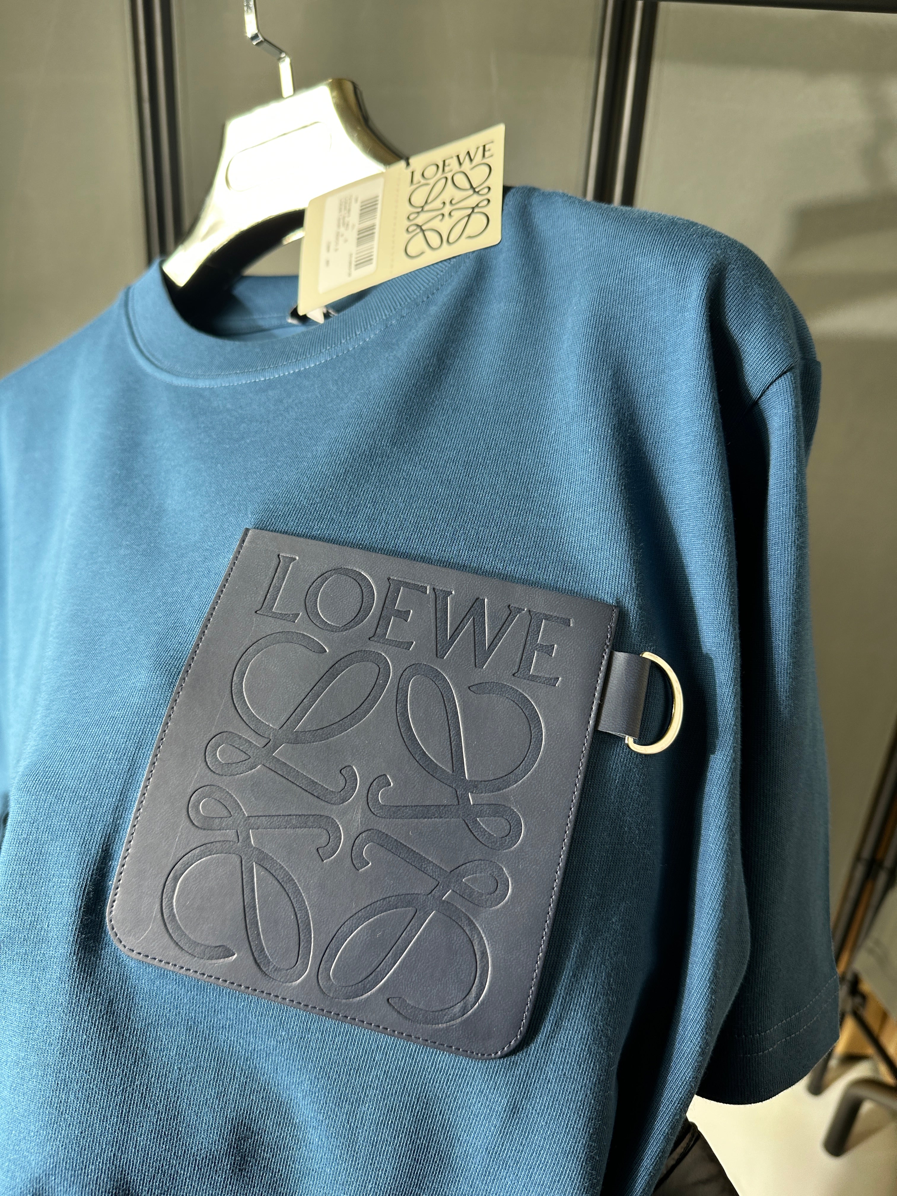 Loewe - pocket logo navy