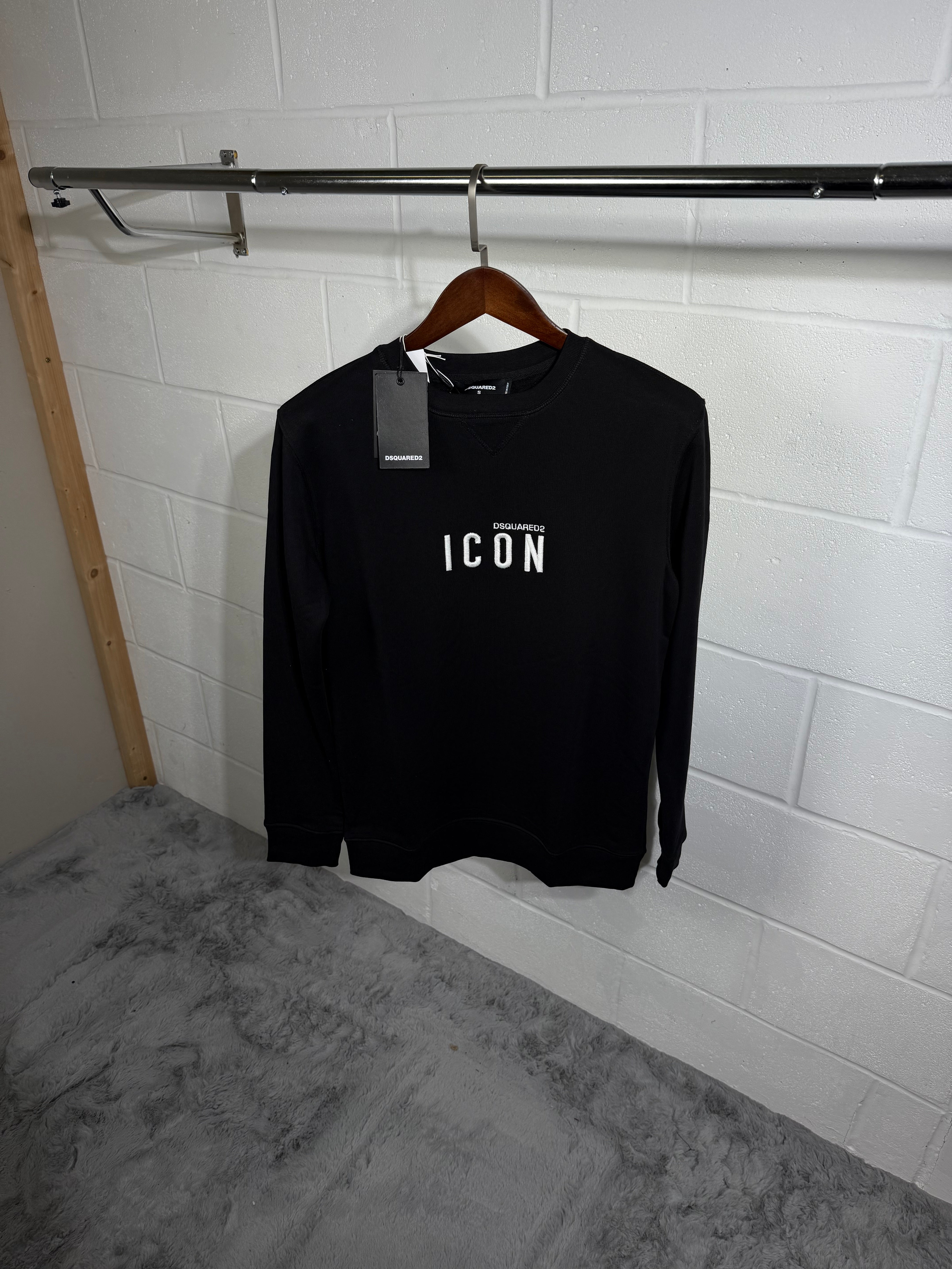 Icon sweat black