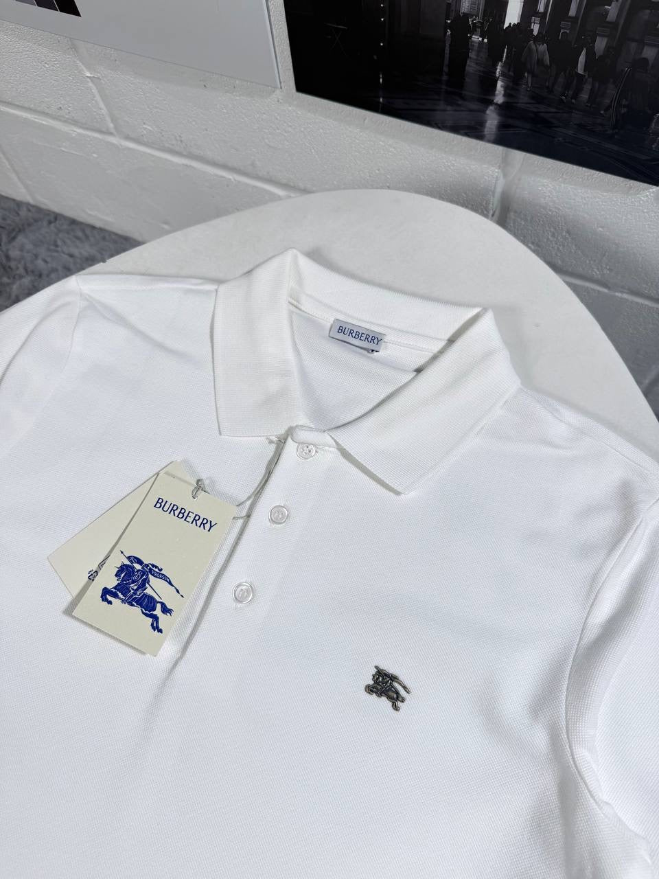 BURB METAL LOGO POLO