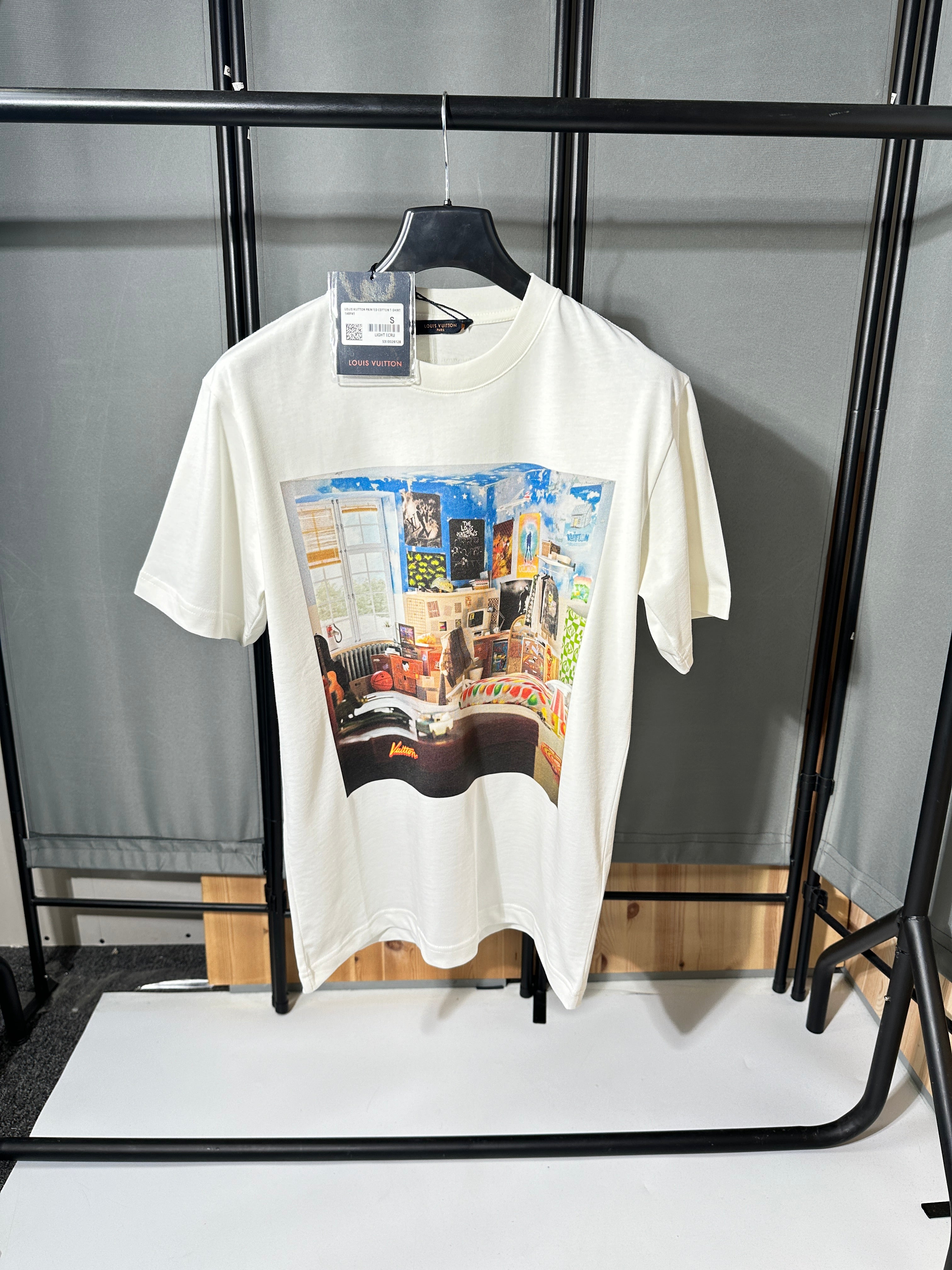 Lv - logo tee white