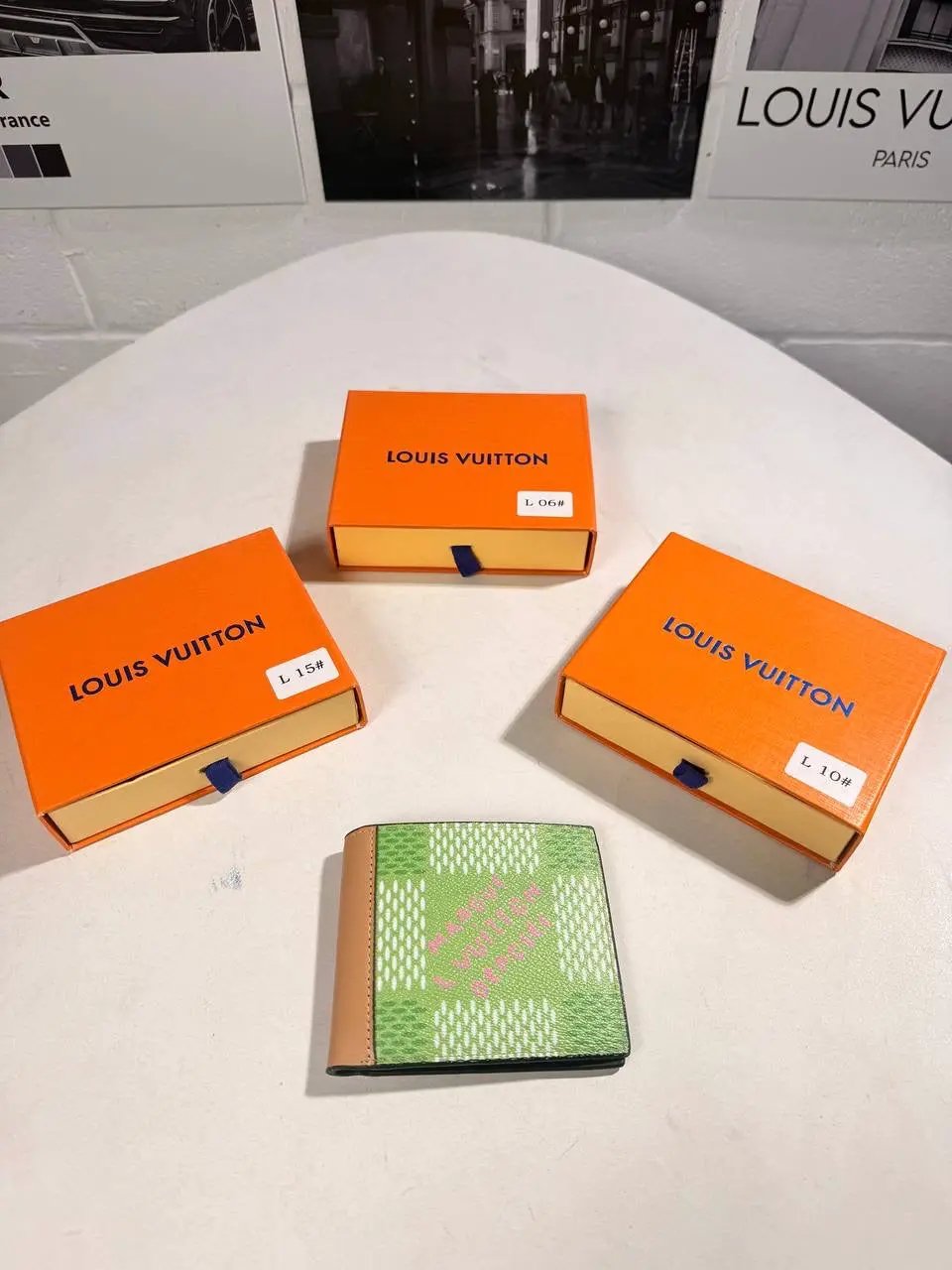 LVE WALLET MENS Stock supplier