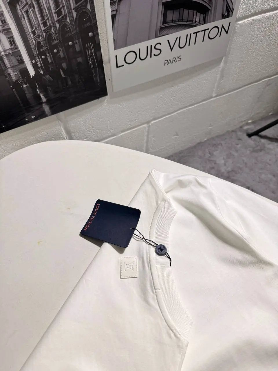 LVE LOGO TSHIRT Stock supplier
