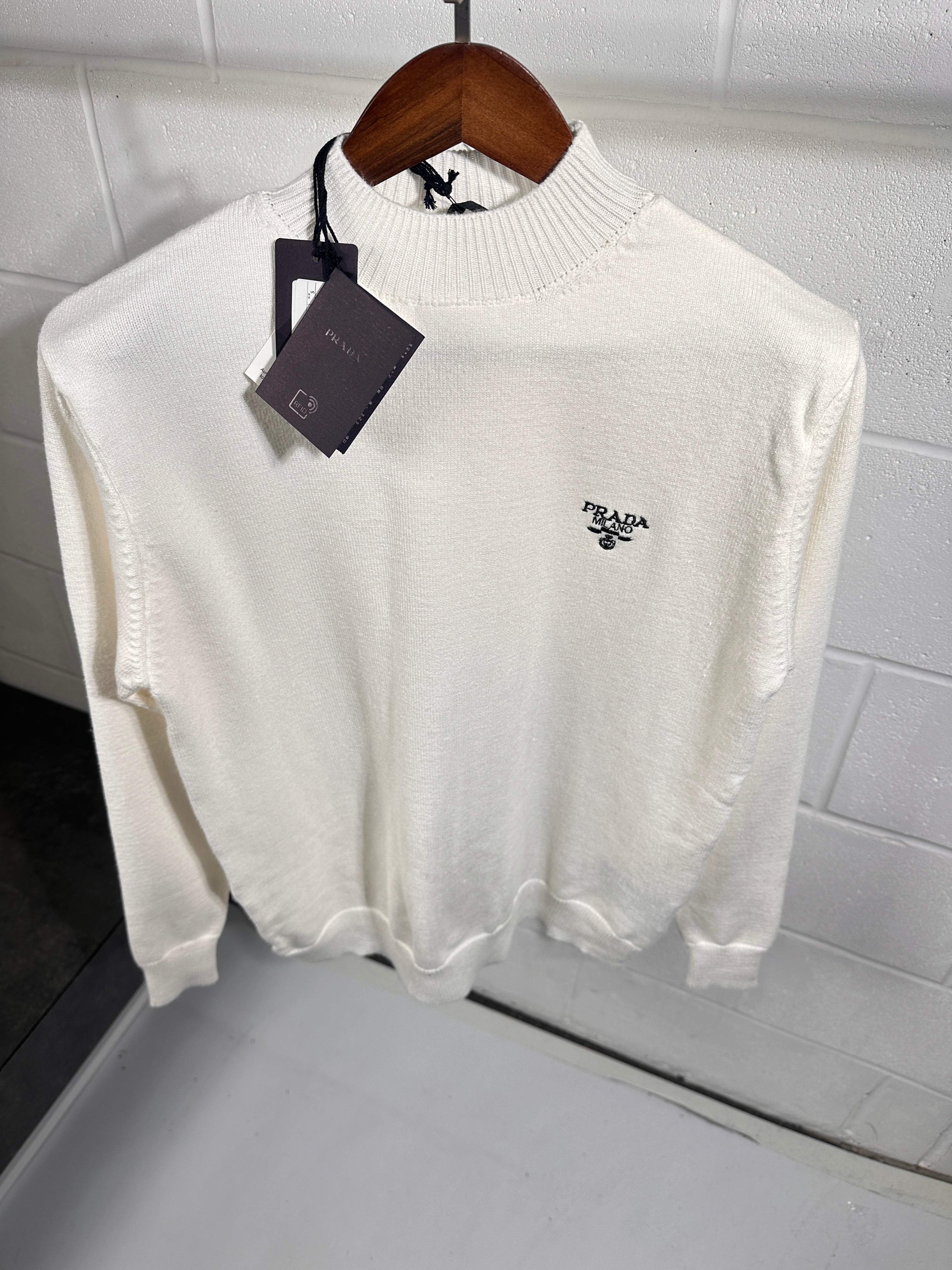 Prada small logo knitted sweater white