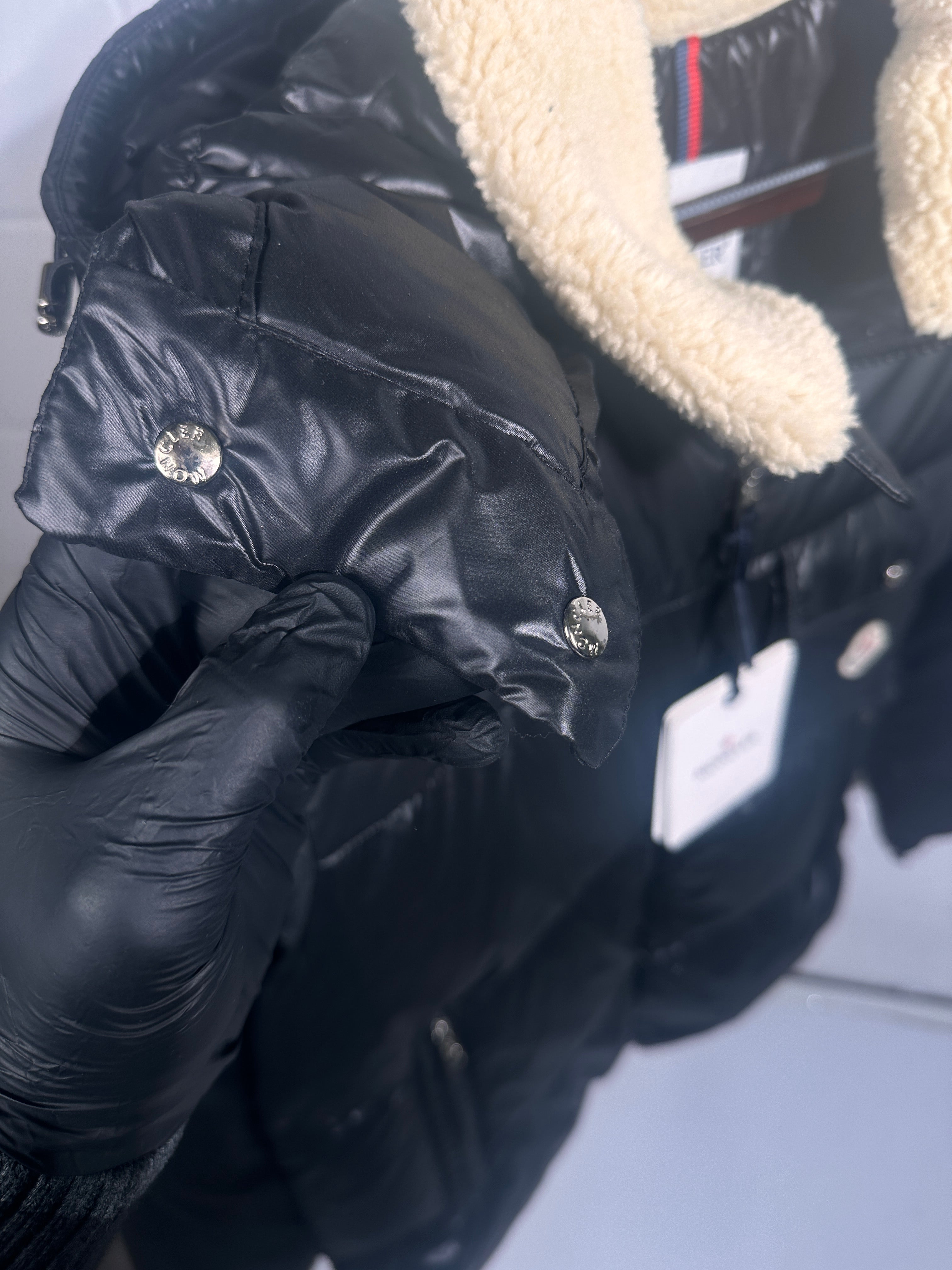 Moncler Bayuda Down Jacket Black