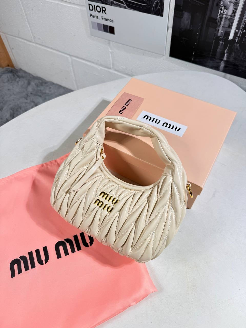 MIU MATELASSE NAPPA LEATHER BAG