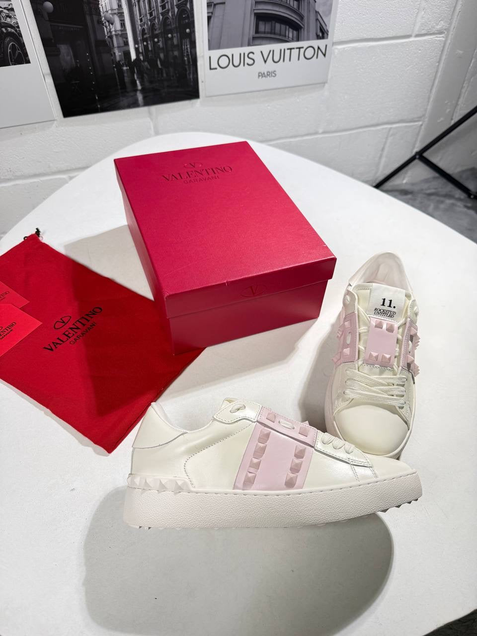 VLTNO ROCKSTUD WOMEN TRAINERS