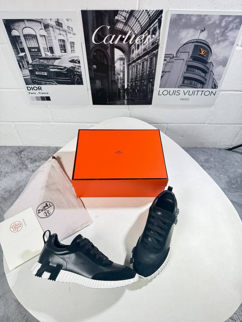 HRMS BOUNCE BLACK&WHITE