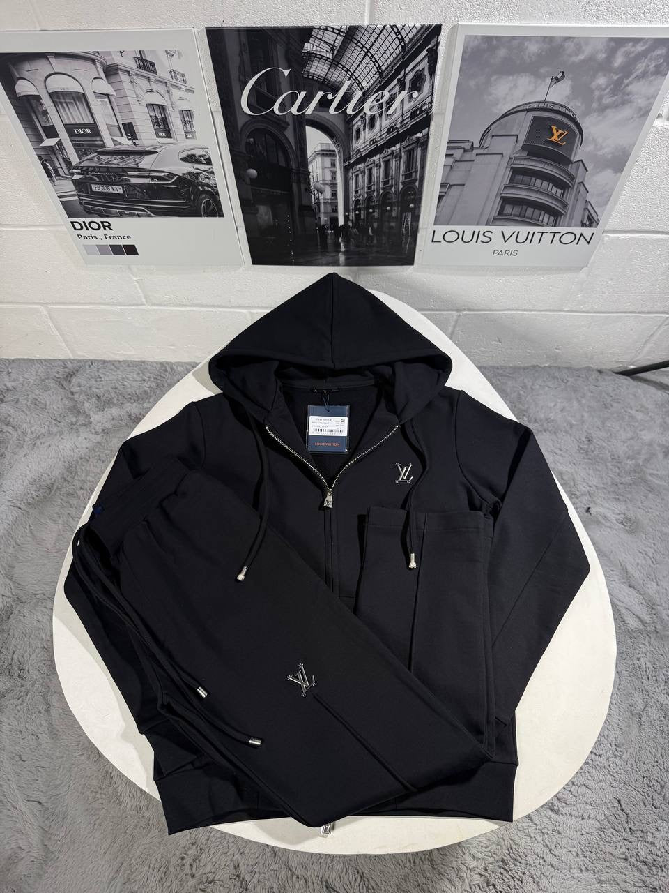 LVE METAL LOGO TRACKSUIT