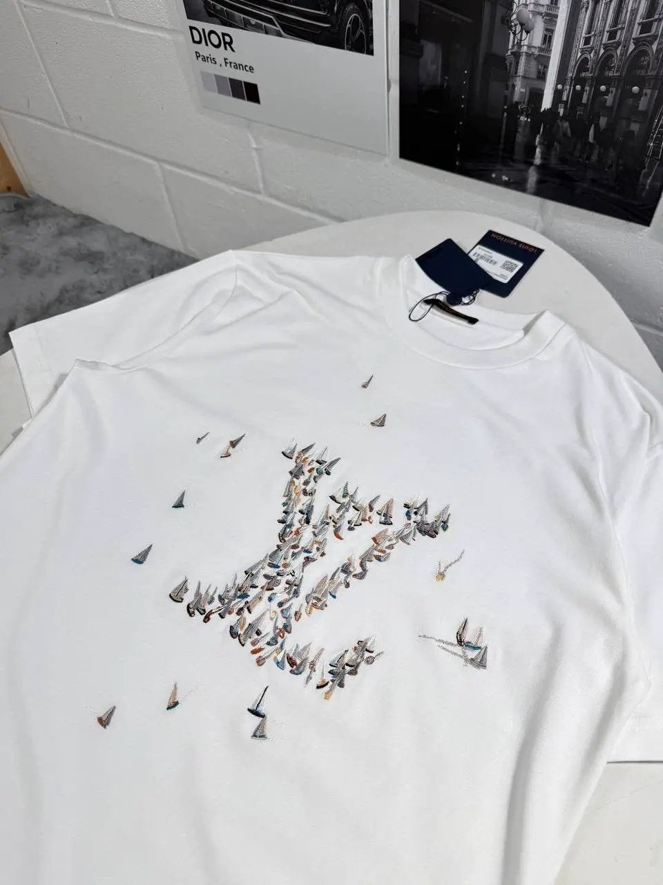 LVE TSHIRT WHITE by Stock supplier