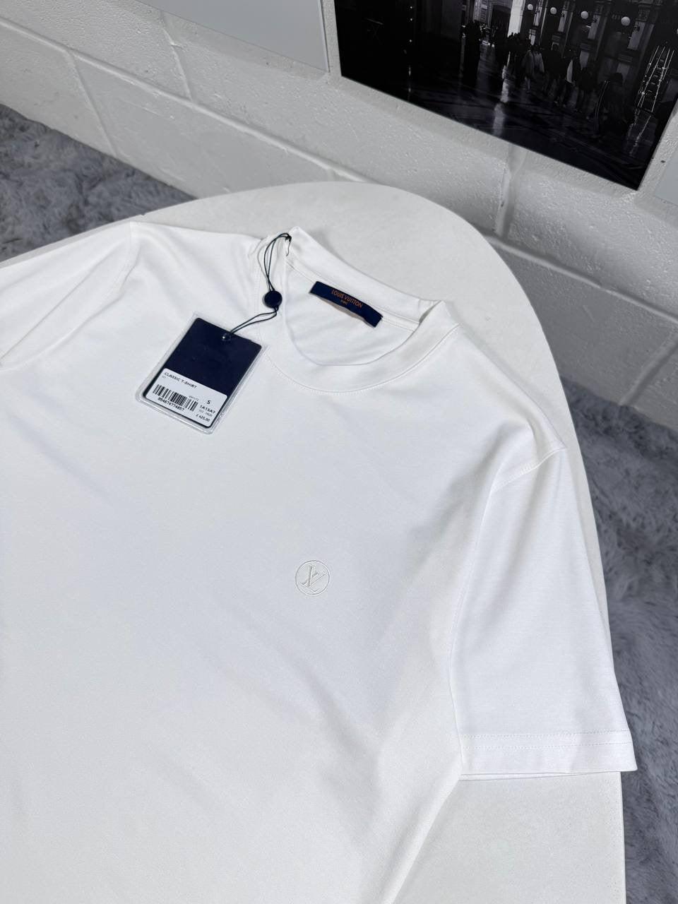 LVE LOGO TSHIRT