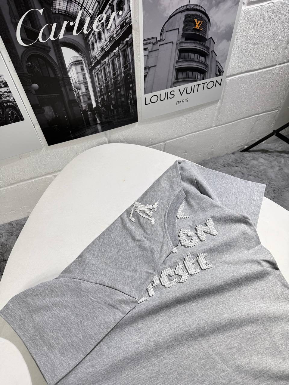 LVE SIGNATURE T SHIRT