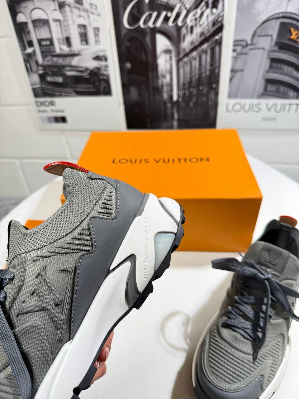 LVE TRAINERS GREY
