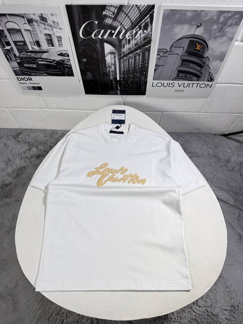 LVE EMBROIDERED TSHIRT